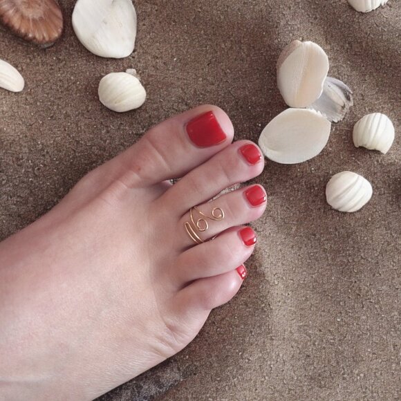 Swirl Toe Ring 14 kt Gold Filled Adjustable Quality Handcrafted Design - Picture 3 of 7